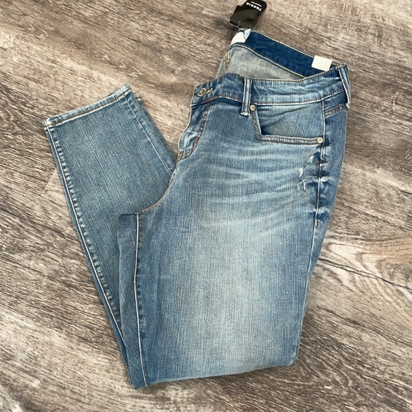 NWT! Torrid jeans. Size 16 - Picture 6 of 6